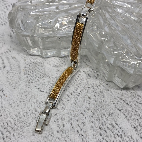 Vintage silver and gold tone costume chain bar links bracelet mixed metal. - Picture 3 of 5